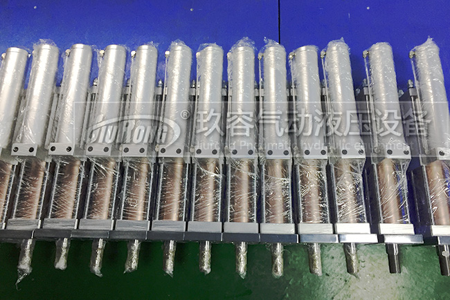 標(biāo)準(zhǔn)型氣液增壓缸 標(biāo)準(zhǔn)型氣液增壓缸